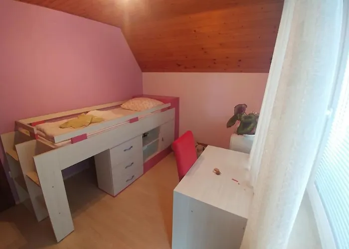 Poldas شقة Poljane nad Škofjo Loko